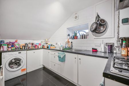 2 Bed Flat, Dartmouth Terrace, SE10 - Photo 4
