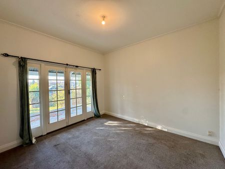 Light-Filled 4-Bedroom Home with Room to Move - Photo 4