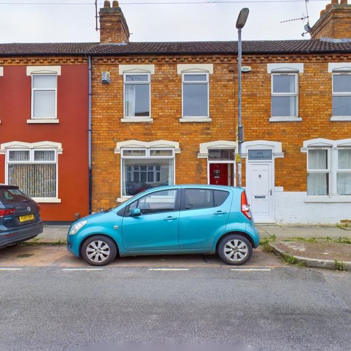 4 bedroom house to rent - Photo 1