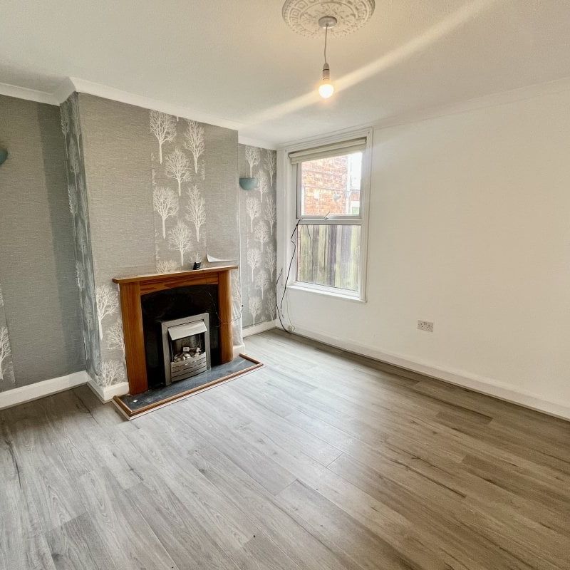 Granville Street - Photo 1