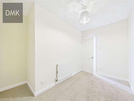 New Henry Street, Neath, SA11 - Photo 4