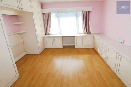 3 bedroom House To Let - Photo 5