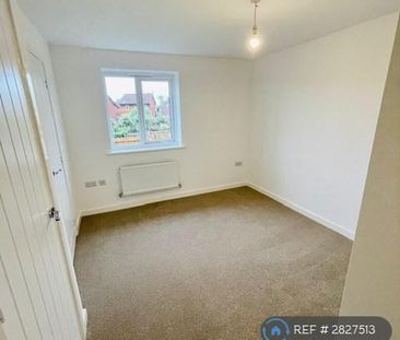 2 bedroom semi-detached house to rent - Photo 6