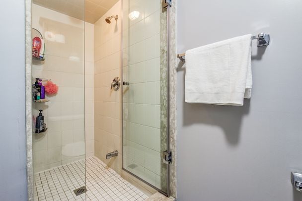 For Lease - 2450 Post Road Unit# 16, Oakville, Ontario - Photo 1