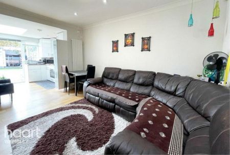 2 bedroom detached house to rent - Photo 4