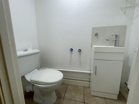 11 The Walk, Roath, Cardiff - Photo 3