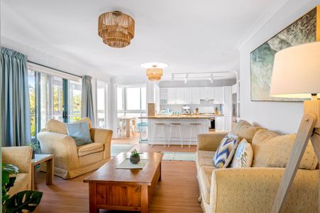 Spacious Family Home within short walk to Killcare Beach - Photo 5