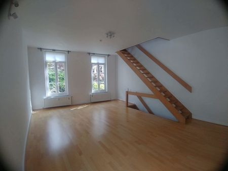 Exceptional house - for rent - Photo 2