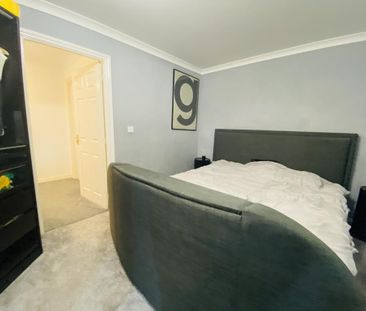 3 bedroom semi-detached house to rent - Photo 3