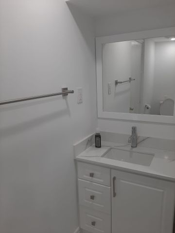 For Lease - 3222 Trelawny Circle Unit# STUDIO 2, Mississauga, Ontario - Photo 3