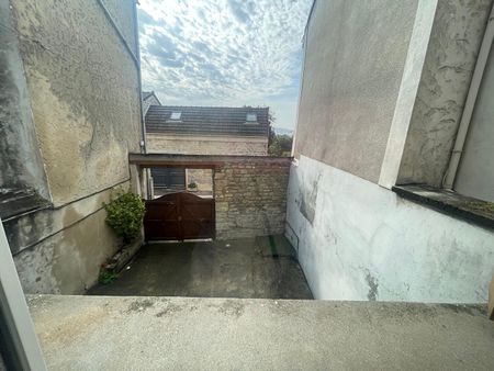 Location Appartement 3 pièces 57m² - Photo 2