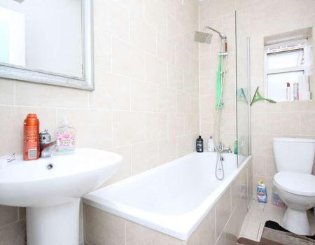 Raleigh Road, Harringey, N8 - Photo 5