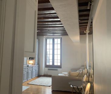 Location Appartement 1 pièce 24m² PARIS 4ème - Photo 3