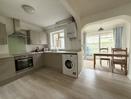 Mendip Gardens, Hastings - Photo 2