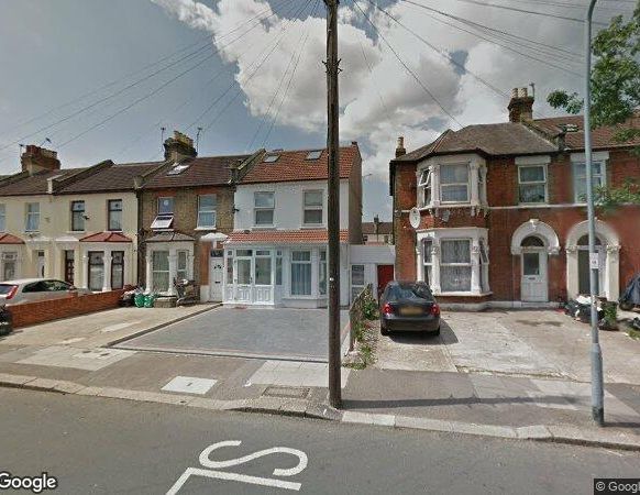 3 Bed Flat, Sunnyside Road, IG1 - Photo 1