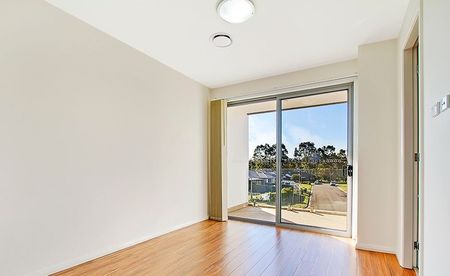 Large Family Home in Prime Location - Photo 2