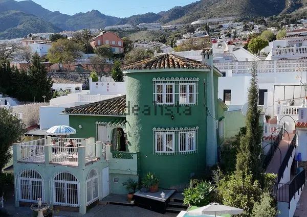 Alquiler de casa o chalet independiente en Calle Adelfa del Sauce, 213