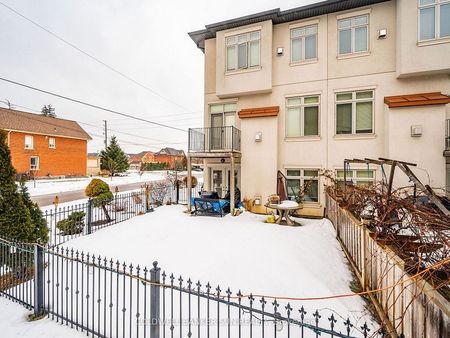 For Lease - 8283 KIPLING Avenue, Vaughan, Ontario - Photo 3