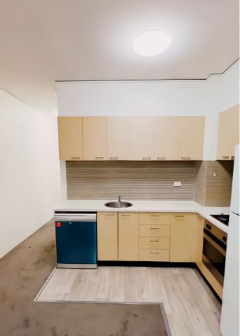 2 bed 2 bath-3 - Photo 4