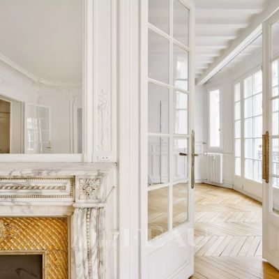 Appartement à louer à Paris 9Ème - Photo 1