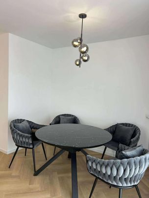 Na wynajem – 3‑pokojowe mieszkanie w Dzielnicy Waw - Photo 1