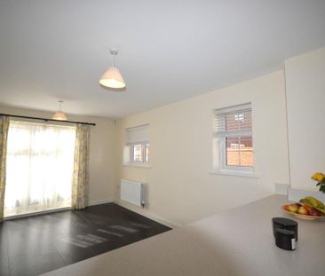 4 bedroom detached house to rent - Photo 1