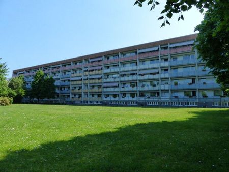 2-RW mit offener Küche und großem Balkon - Photo 3