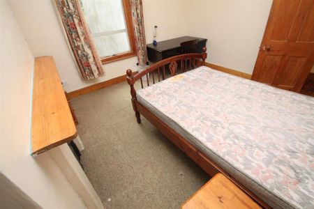 5 bedroom terraced house to rent - Photo 5