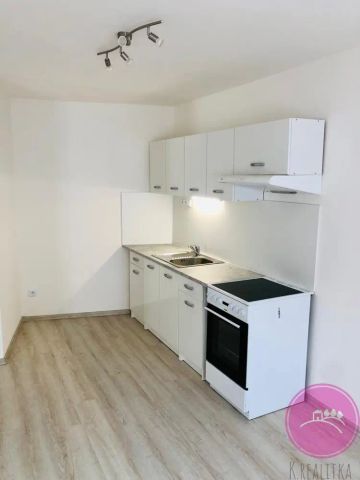 Pronájem bytu - rodinného domu 2+kk po kompletní rekonstrukci v Olomouci Řepčíně - Photo 5