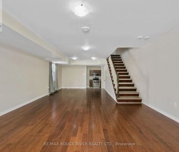 7 UNIVERSITY AVENUE E - Photo 1