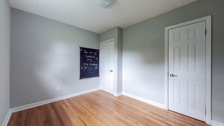 For Lease - 1020 Brewer Street Unit# Main, Peterborough, Ontario - Photo 4