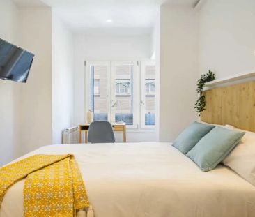 Room in a shared 4-bedroom apartment for rent in Trafalgar, Madrid. - Foto 3