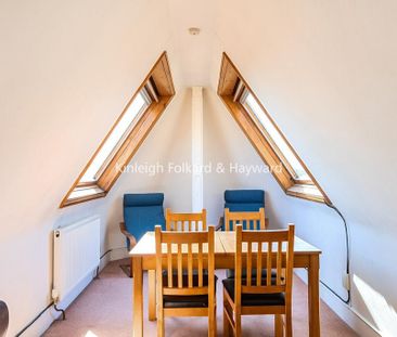 3 bedroom flat to rent - Photo 3