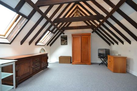 1 bedroom detached house to rent - Photo 3