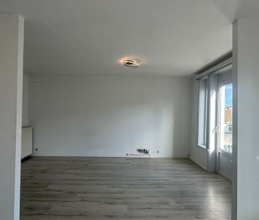 Appartement te huur in Oostende voor € 825 met 3 slaapkamers - Foto 6