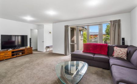 62A Somerville Crescent, Aidanfield - Photo 2