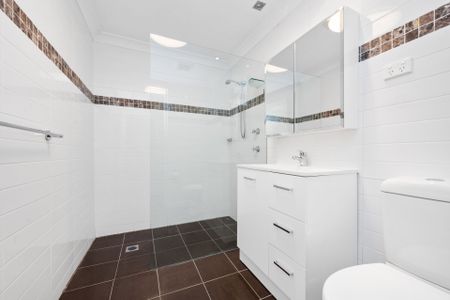 Contemporary Furnished Apartment Living, Large Open Layout - Photo 3