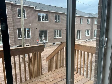 Condo Townhouse For Lease | W9250716 - Photo 4