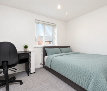 3 bedroom semi-detached house to rent - Photo 4