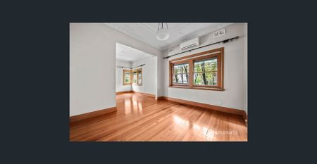 Family Friendly in Mitcham - Photo 4