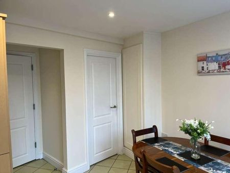 Willowbrook, Great George, Godalming, GU7 - Photo 3