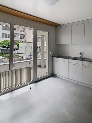 SPACIEUX logement de 3.5 PIÈCES AU COEUR DE LA VILLE ! - Photo 3