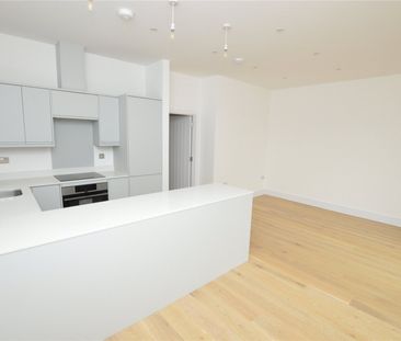 North Quay, Hayle, Cornwall, TR27 - Photo 3