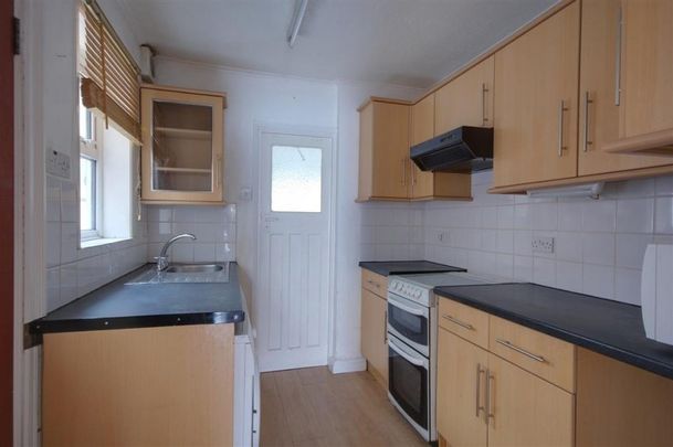 WEST WATFORD - Photo 1