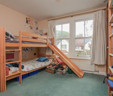 4 bedroom semi-detached house to rent - Photo 6