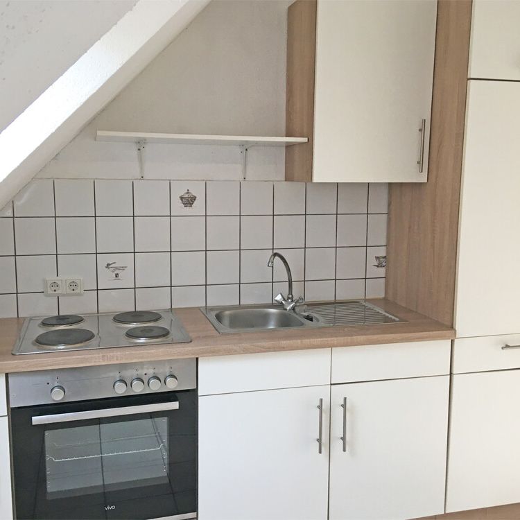 Dachgeschosswohnung mit Extras! - Photo 1