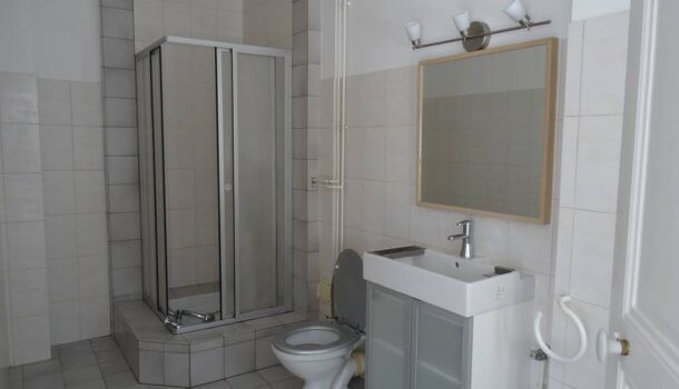 Appartement 2 pièces 53m2 REIMS 640 euros - Photo 1