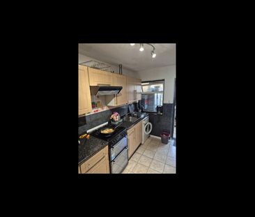 4 Bed Terraced House, Rokeby Street, E15 - Photo 4