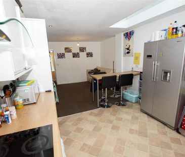 6 bedroom apartment to rent - Photo 6