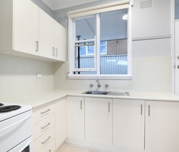 2-Bedroom Home in the Heart of Keiraville - Photo 4